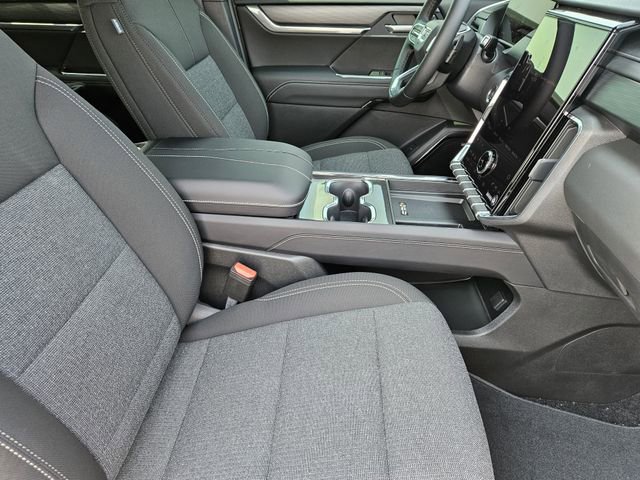 2026 GMC Acadia Elevation - Photo 11