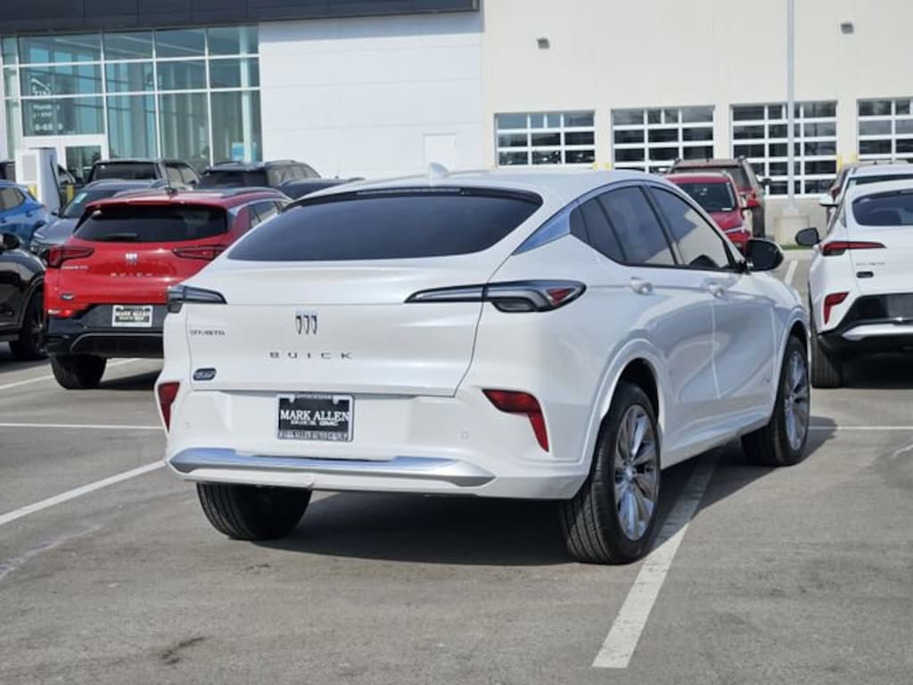 New 2026 Buick Envista Avenir SUV