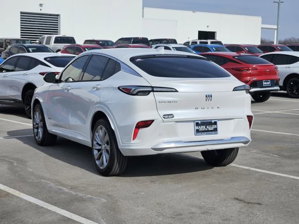 New 2026 Buick Envista Avenir SUV