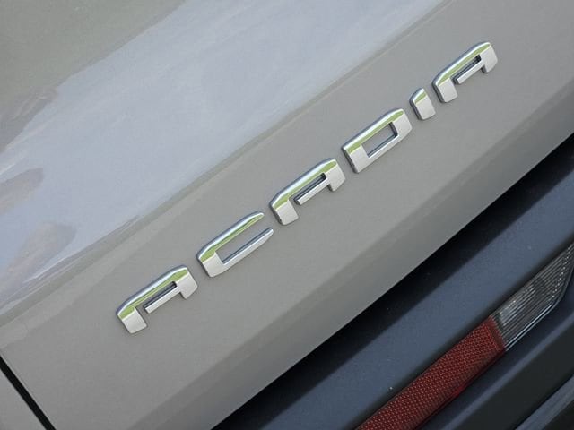 2026 GMC Acadia AT4 - Photo 7