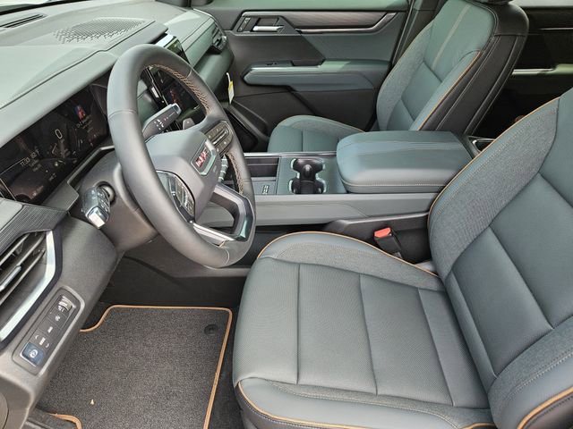2026 GMC Acadia AT4 - Photo 10