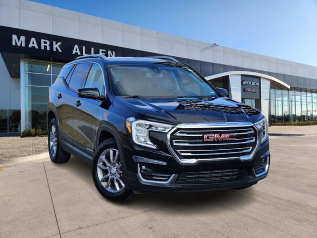 Used 2024 GMC Terrain SLT SUV