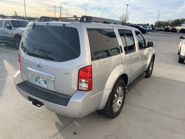 Used 2012 Nissan Pathfinder LE with VIN 5N1AR1NN6CC633914 for sale in Collinsville, OK