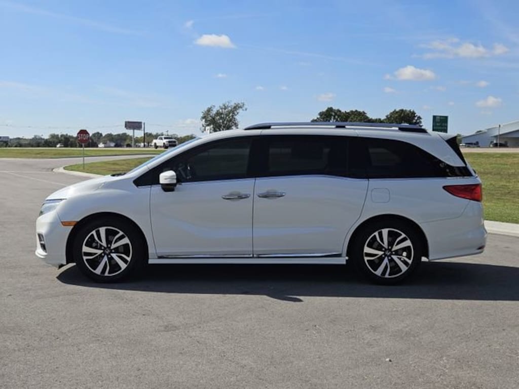 Used 2018 Honda Odyssey Elite Van