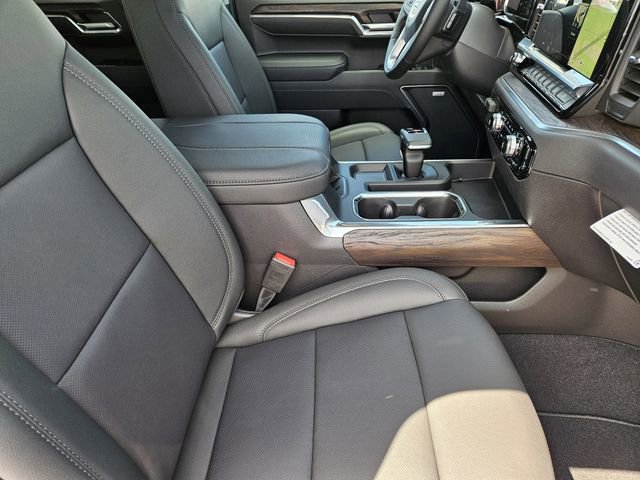 2026 GMC Sierra 1500 SLT - Photo 11
