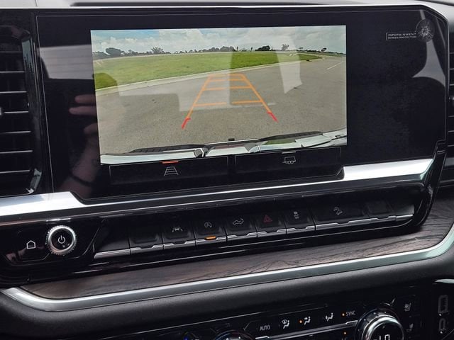 2026 GMC Sierra 1500 SLT - Photo 14