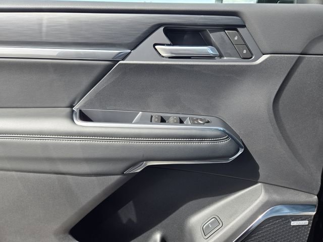 2026 GMC Acadia Elevation - Photo 17