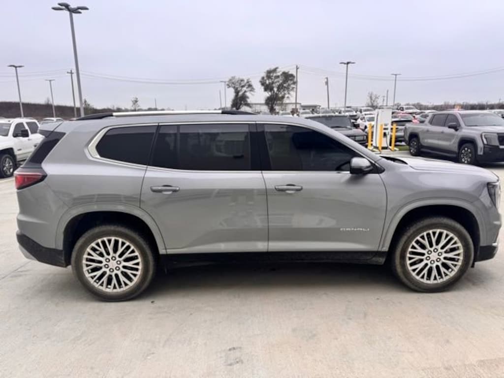Used 2025 GMC Acadia Denali SUV