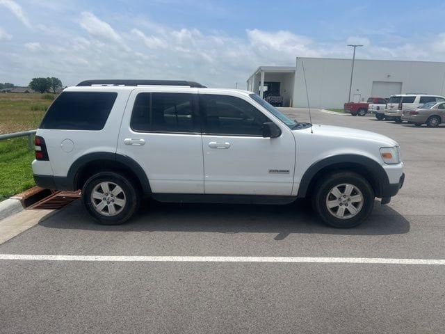 Used 2007 Ford Explorer XLT with VIN 1FMEU73E67UB66970 for sale in Collinsville, OK
