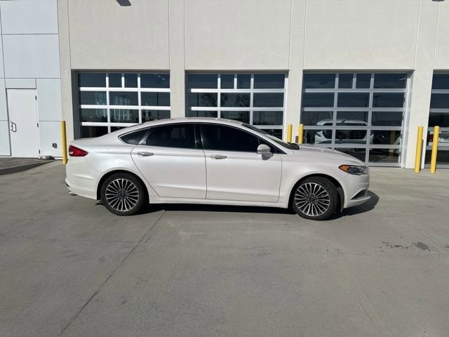 Used 2018 Ford Fusion SE with VIN 3FA6P0HD6JR240237 for sale in Collinsville, OK