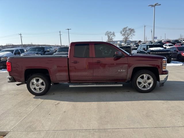 Used 2015 Chevrolet Silverado 1500 LT with VIN 1GCRCREC1FZ272843 for sale in Collinsville, OK