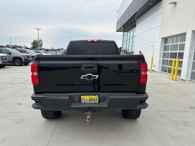 2017 Chevrolet Silverado 1500 photo 3