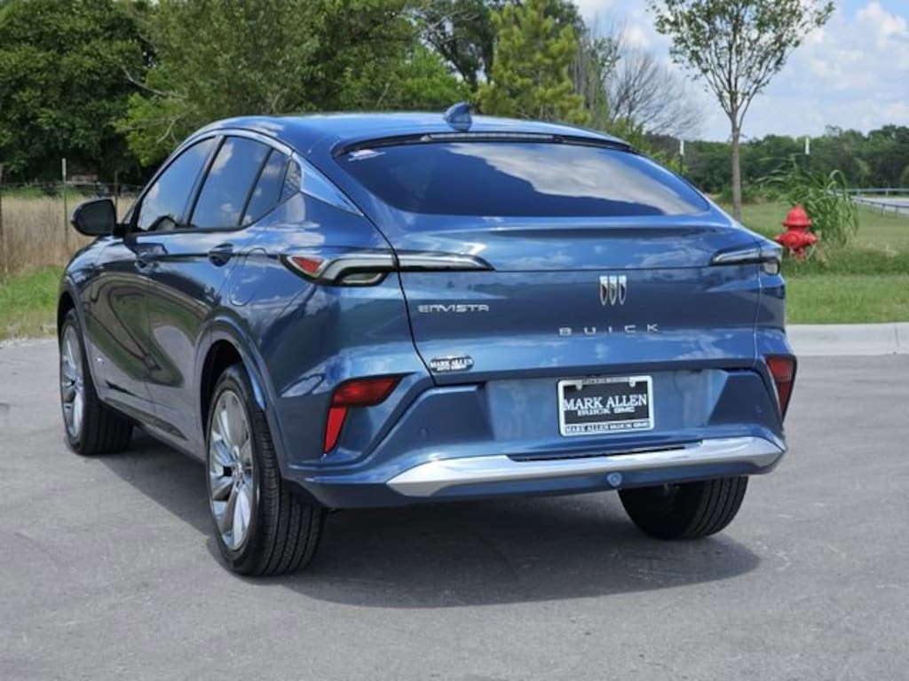 New 2025 Buick Envista Avenir SUV