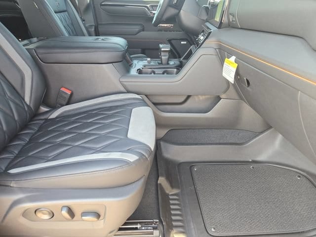 2026 GMC Sierra 1500 AT4 - Photo 11