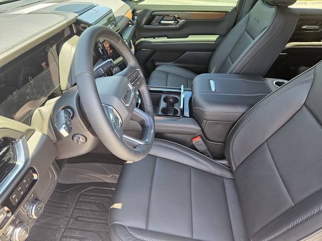 2026 GMC Yukon Denali - Photo 10
