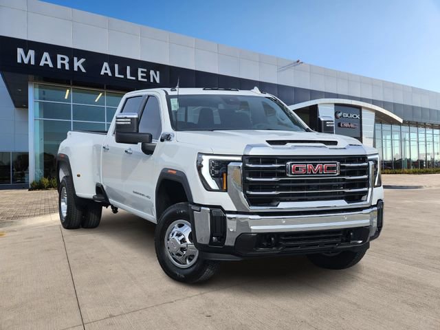 2026 GMC Sierra SLT's photo