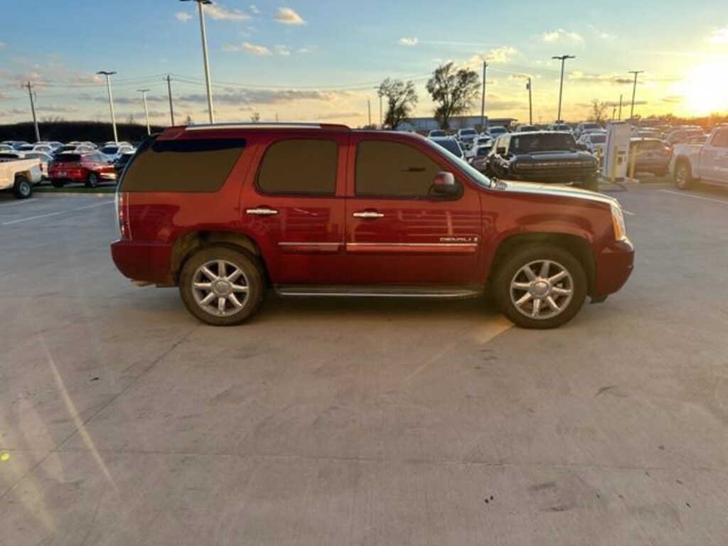 Used 2008 GMC Yukon Denali SUV