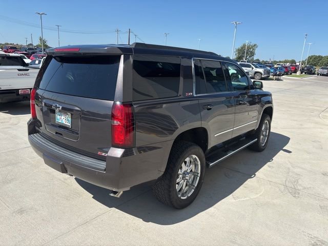 2016 Chevrolet Tahoe LT photo 3