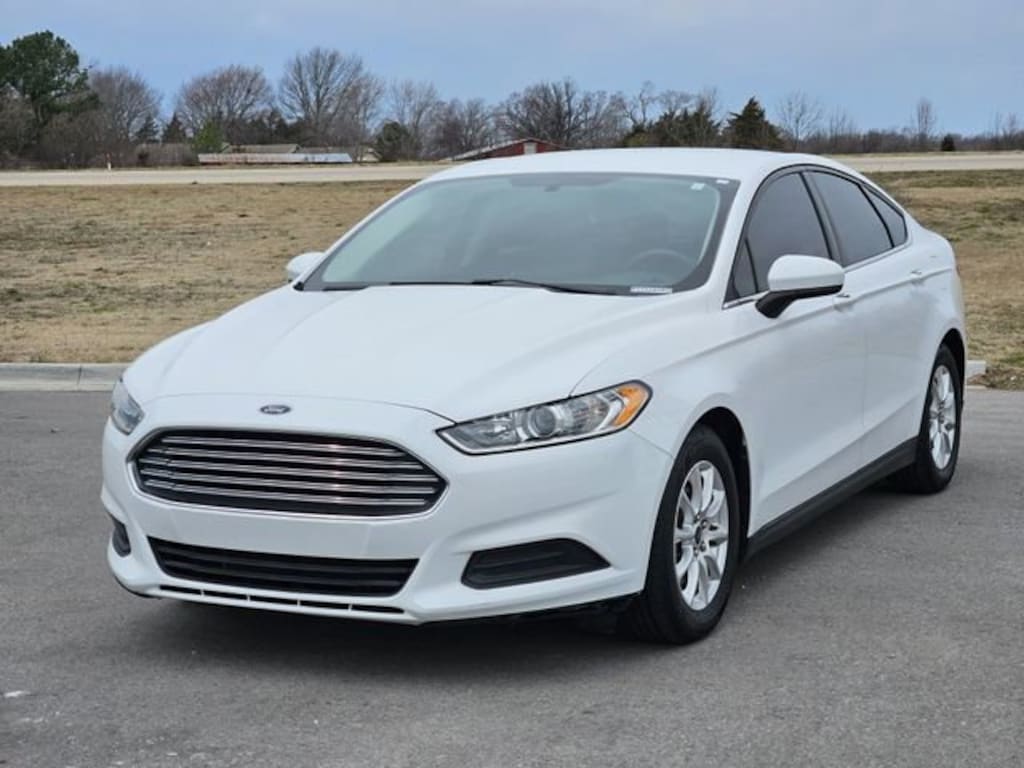 Used 2015 Ford Fusion S Sedan