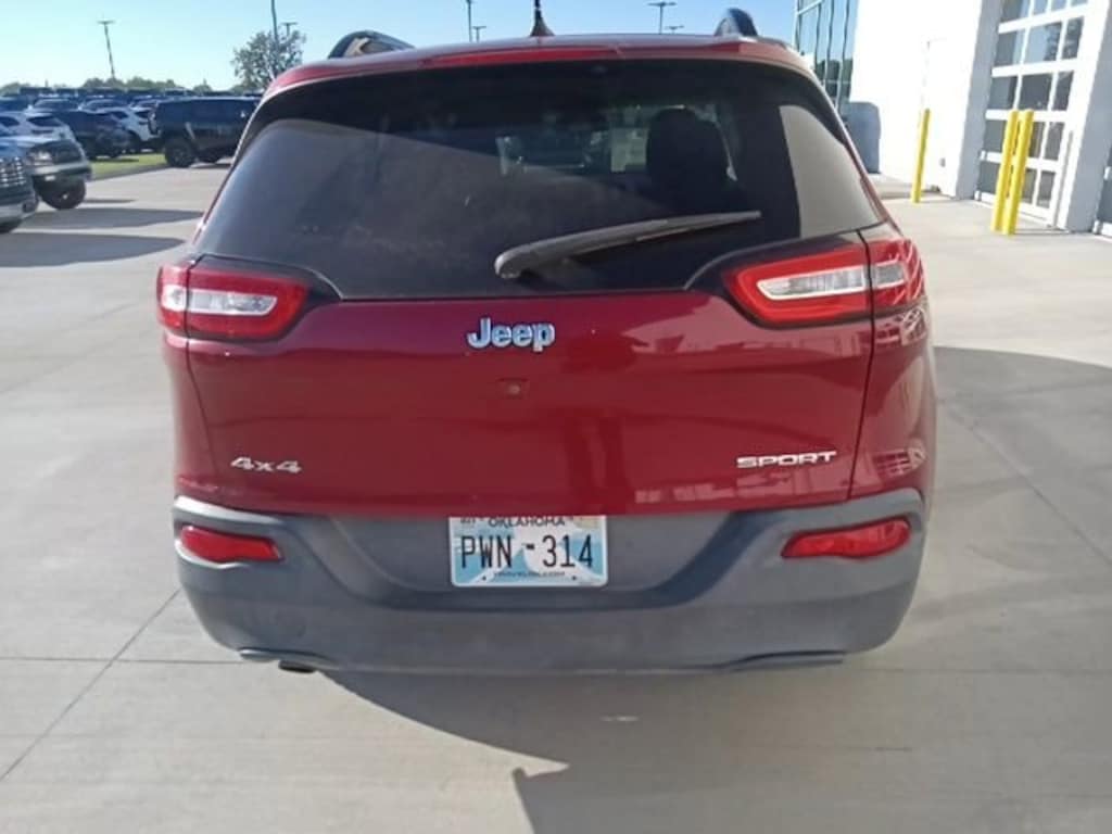 Used 2017 Jeep Cherokee Sport 4x4 SUV