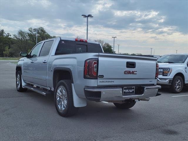 Used 2018 GMC Sierra 1500 SLT with VIN 3GTU2NEC3JG102482 for sale in Collinsville, OK