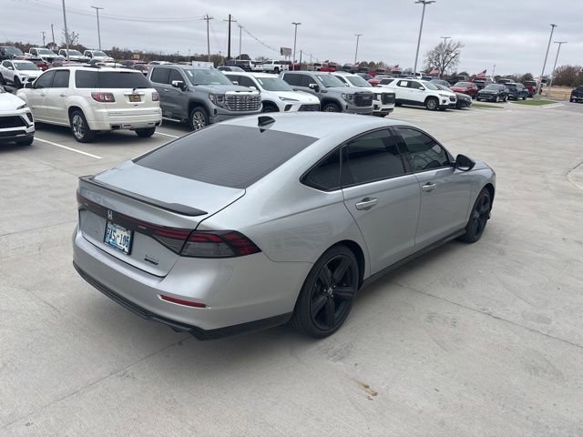 2024 Honda Accord Hybrid Sport-L photo 3