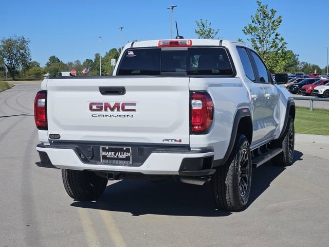 View vehicle photo 4