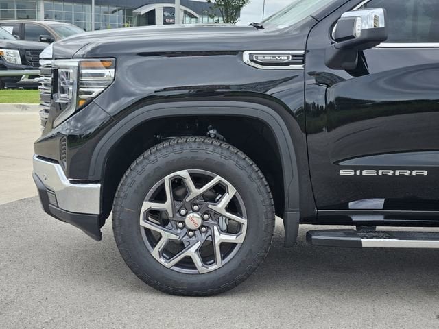 2026 GMC Sierra 1500 SLT - Photo 6