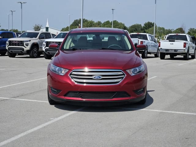 1FAHP2E84FG105686