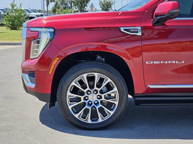 2026 GMC Yukon XL Denali - Photo 6