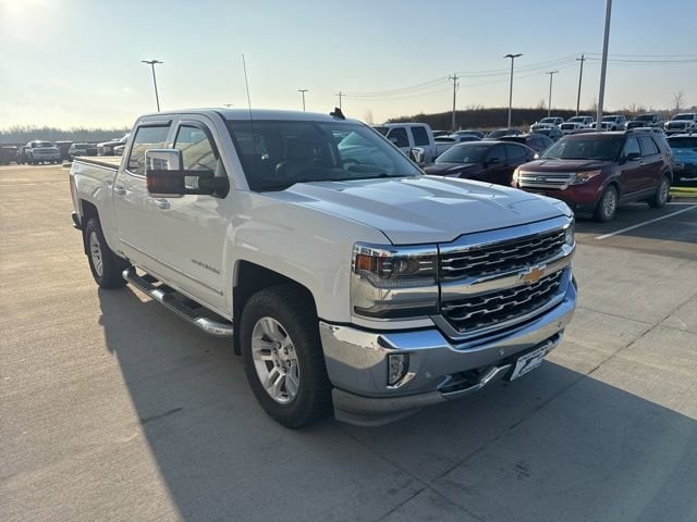 2018 Chevrolet Silverado LTZ's photo