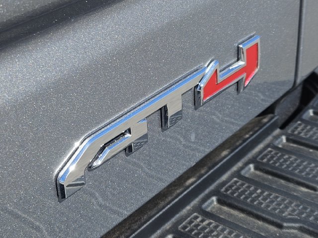2026 GMC Sierra 1500 AT4 - Photo 8