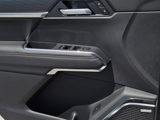 2026 GMC Acadia Elevation - Photo 17