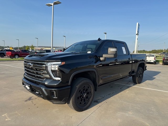 2024 Chevrolet Silverado 2500HD High Country photo 2