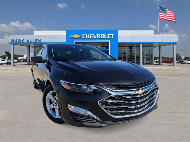 2022 Chevrolet Malibu 1LS's photo