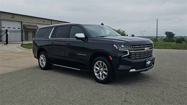 Used 2023 Chevrolet Suburban Premier with VIN 1GNSCFKD1PR393992 for sale in Glenpool, OK