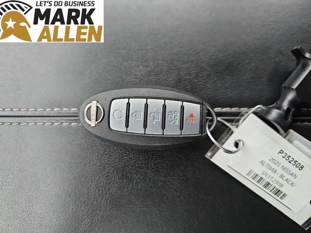 2025 Nissan Altima SV - Photo 34