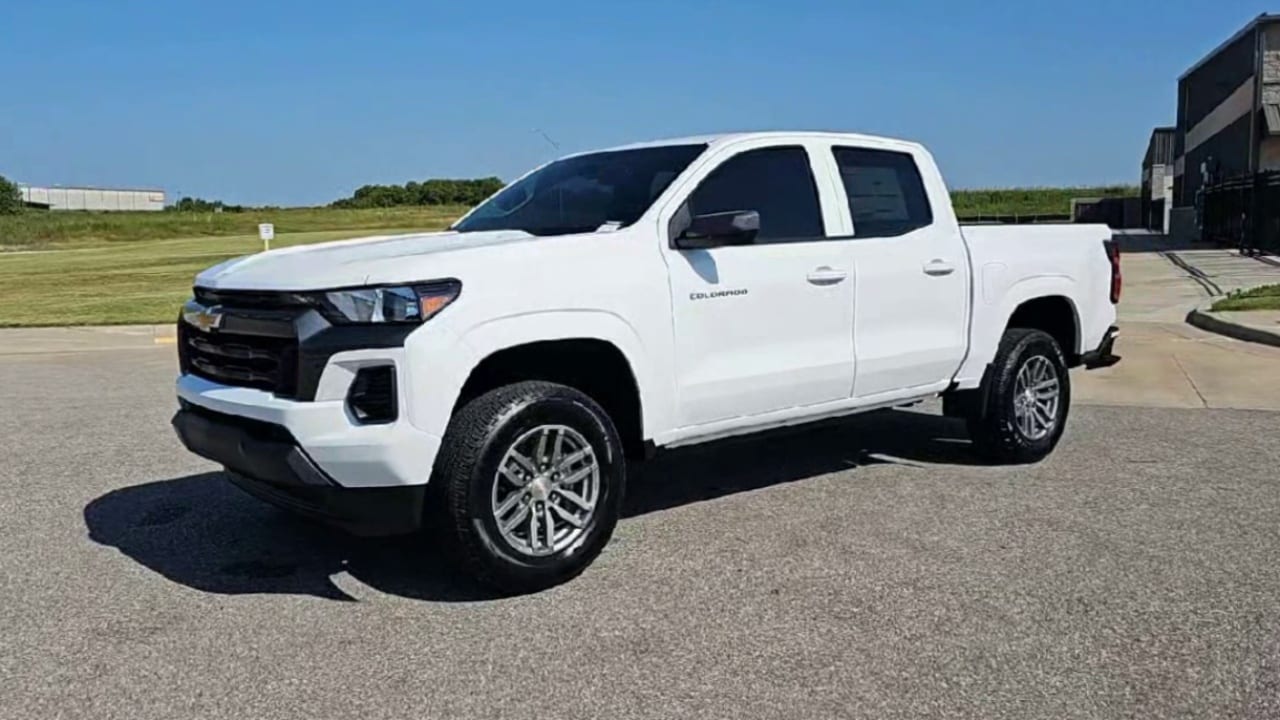 2026 Chevrolet Colorado LT - Photo 63