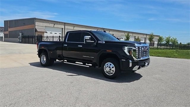 Used 2024 GMC Sierra 3500HD Denali with VIN 1GT49WEY1RF388231 for sale in Glenpool, OK
