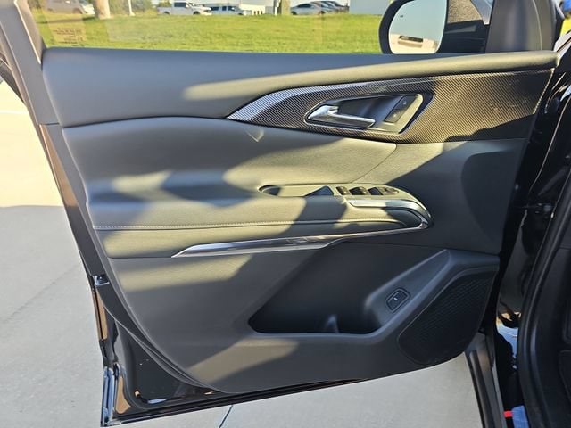 2027 Chevrolet Traverse Z71 - Photo 22