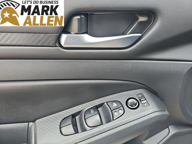 2025 Nissan Altima SV - Photo 22