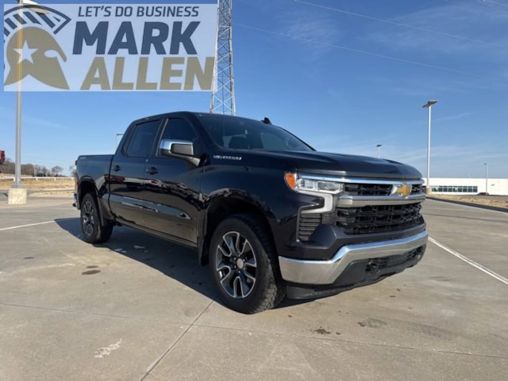 Used 2023 Chevrolet Silverado 1500 LT (2FL) Truck Crew Cab