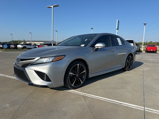 Used 2019 Toyota Camry XSE with VIN 4T1B61HK7KU837984 for sale in Glenpool, OK