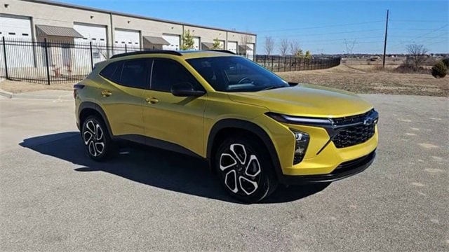 Used 2024 Chevrolet Trax RS with VIN KL77LJE20RC213447 for sale in Glenpool, OK