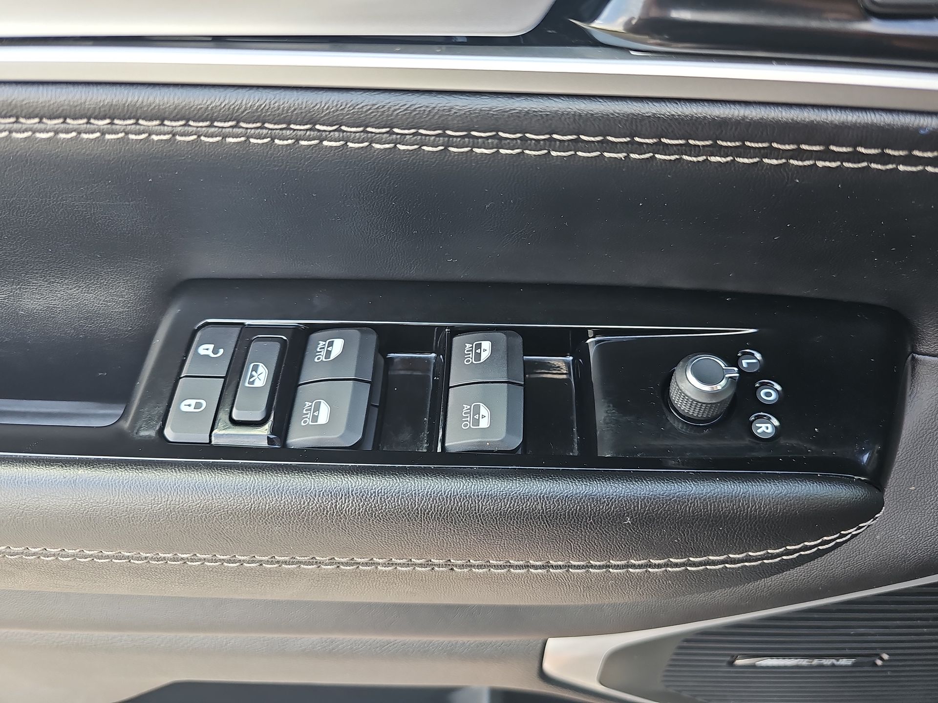 2023 Jeep Wagoneer Series III - Photo 58