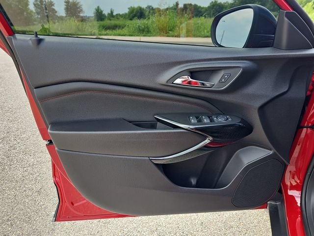 2026 Chevrolet Trax RS - Photo 21