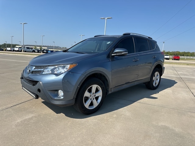 Used 2014 Toyota RAV4 XLE with VIN 2T3WFREV3EW120492 for sale in Glenpool, OK