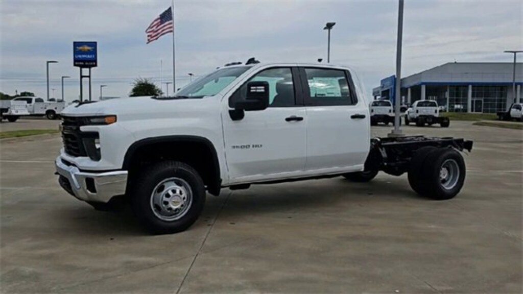 New 2025 Chevrolet Silverado 3500 HD Chassis Cab Work Truck Truck