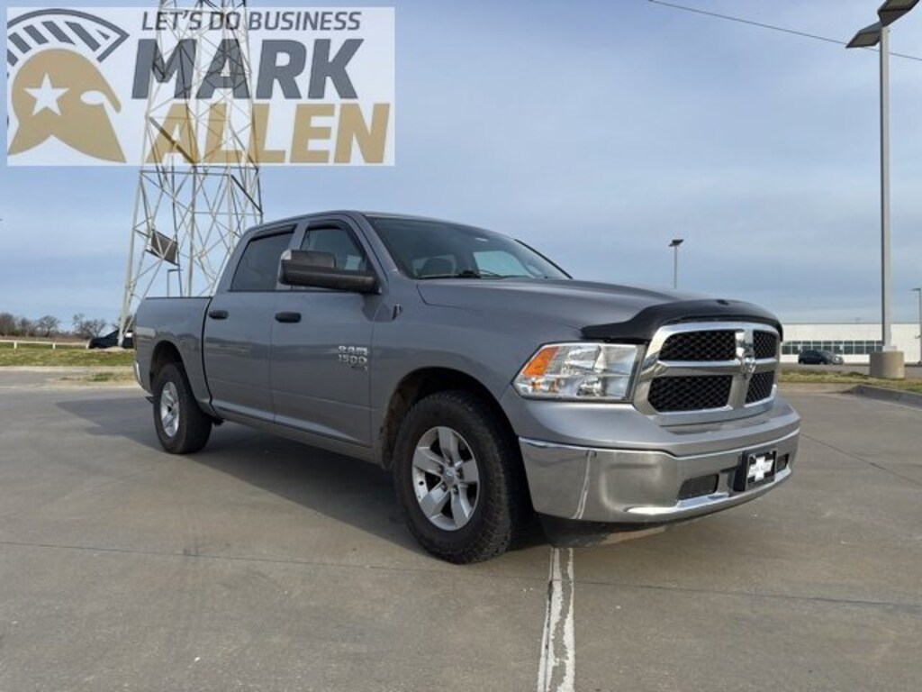 Used 2022 Ram 1500 Classic SLT Truck Crew Cab
