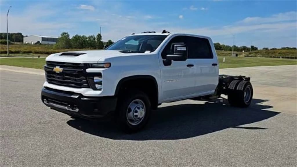 New 2026 Chevrolet Silverado 3500 HD Chassis Cab Work Truck Truck